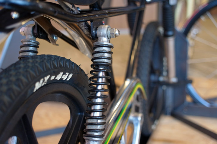 NEWS / BLOG - 丸屋薫が2台のカスタムバイクをPacific Pedal